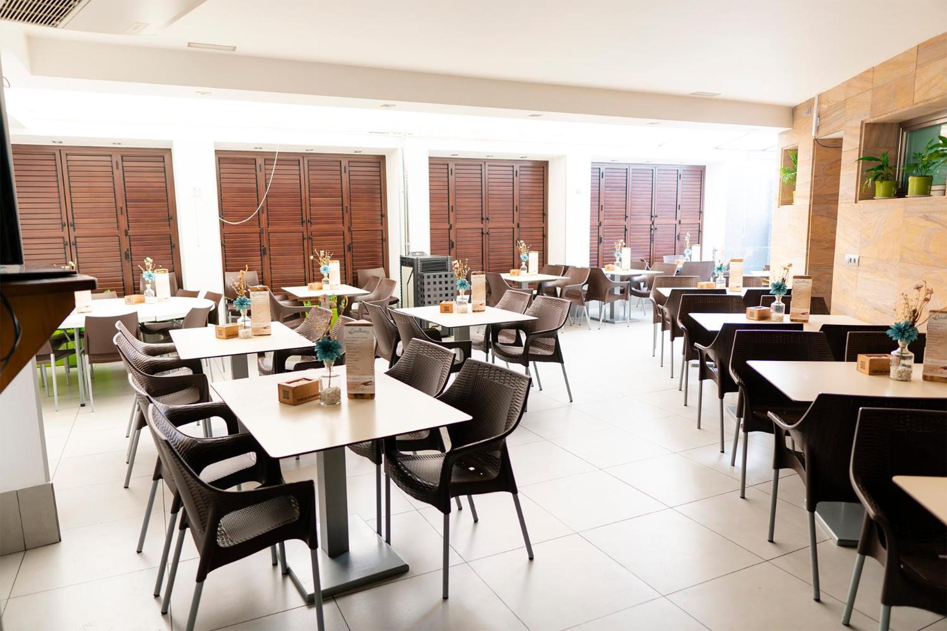 Pension Restaurante Casablanca Torreperogil Exterior photo